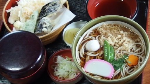 甚兵衛茶屋(そば定食).jpg